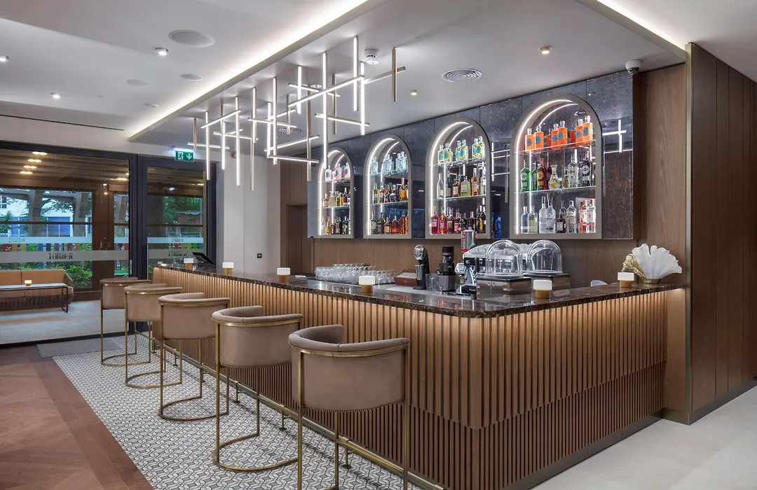 Doubletree By Hilton Plovdiv Center-1