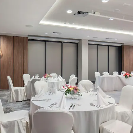 Doubletree By Hilton Plovdiv Center-2